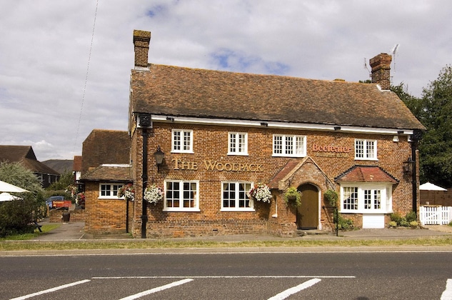 Gallery - Premier Inn Ashford North