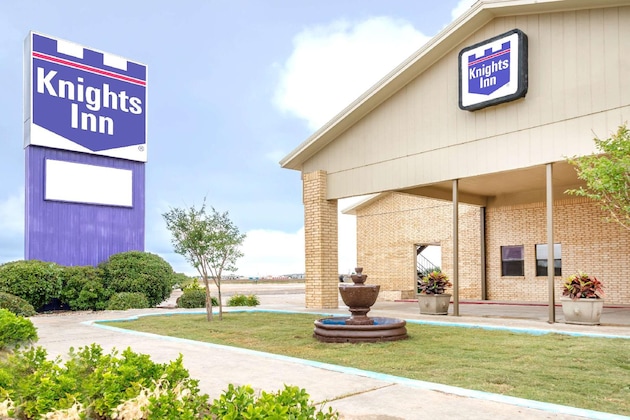 Gallery - Knights Inn Slaton