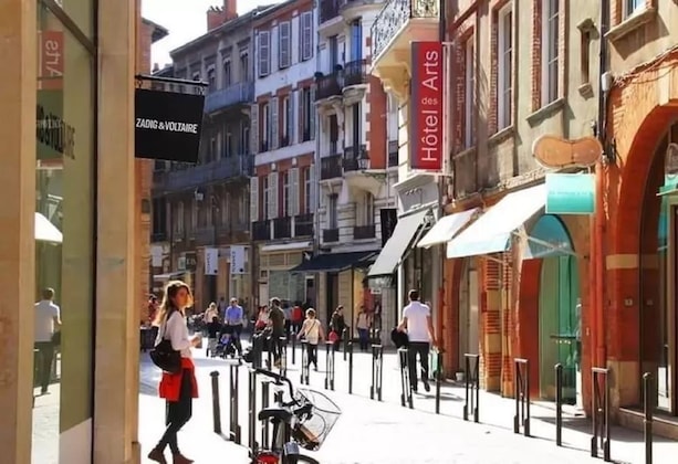 Gallery - Hôtel Des Arts
