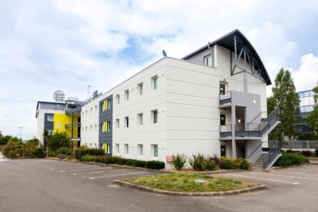 Gallery - B&B Hotel Nantes Aéroport