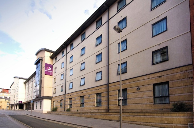 Gallery - Premier Inn Liverpool City Centre