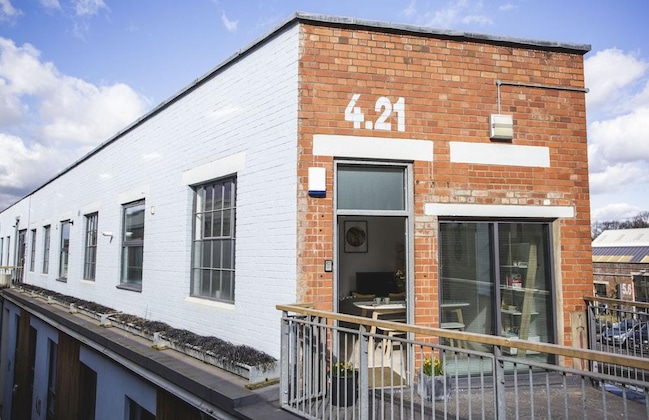 Gallery - Paintworks Apartments