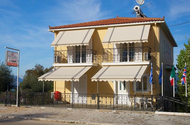 Gallery - Dimitris Studios