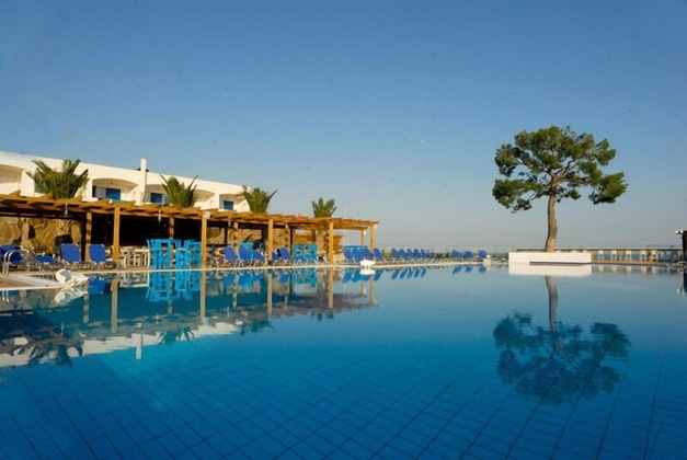 Gallery - Comer Kinetta Beach