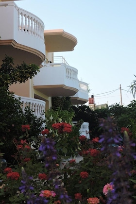Gallery - Golden Rose Suites