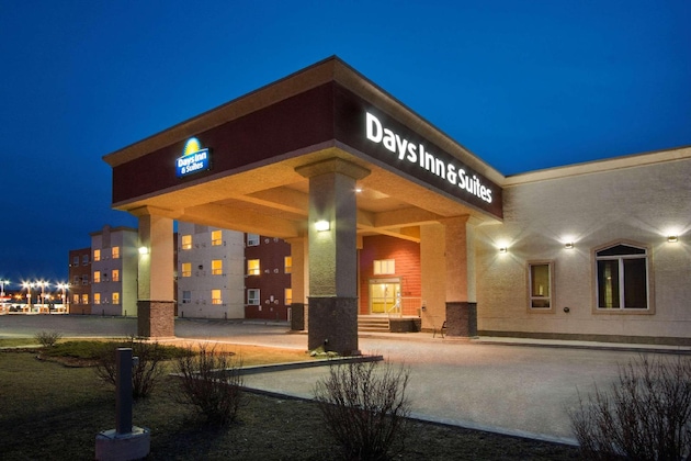 Gallery - Quality Inn & Suites