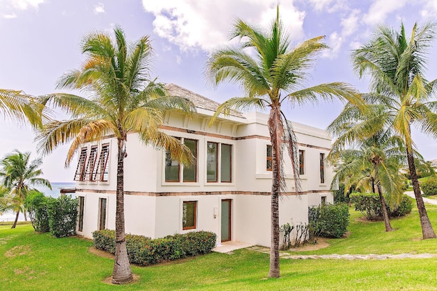 Gallery - Las Verandas Hotel & Villas