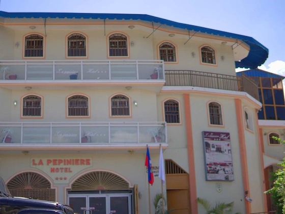 Gallery - La Pépinière Hôtel