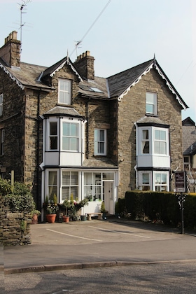 Gallery - St John's Lodge (Incl Off-Site Health Club)