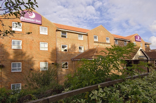 Gallery - Premier Inn Hastings