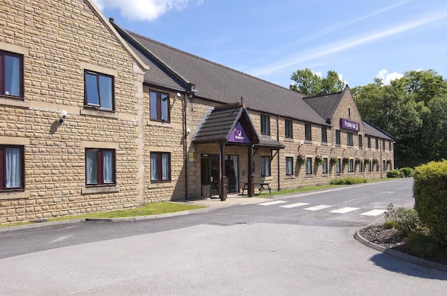 Gallery - Premier Inn Burnley
