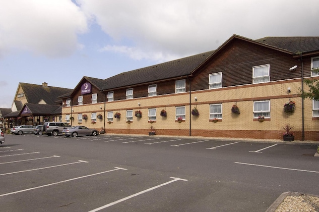 Gallery - Premier Inn Barnstaple