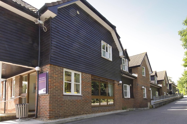 Gallery - Premier Inn Portsmouth (Havant)