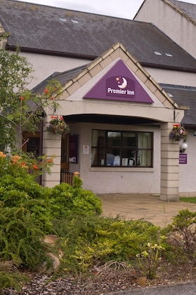 Gallery - Premier Inn Elgin