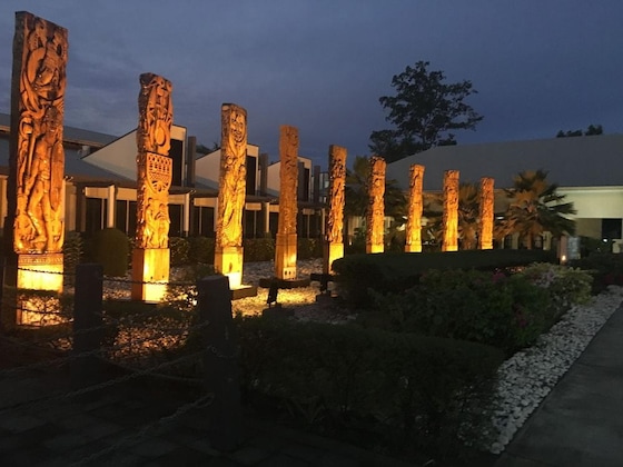 Gallery - Heritage Park Hotel