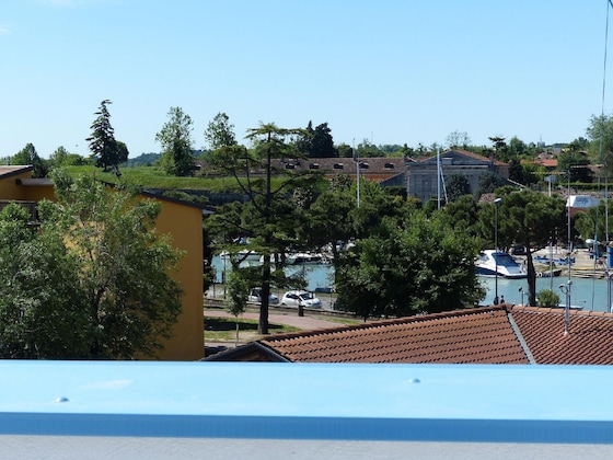 Gallery - Meet Gardalake Hostel