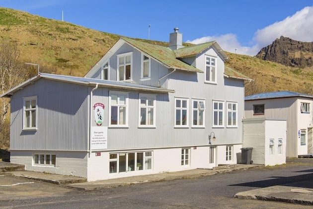 Gallery - Puffin Hostel Vik