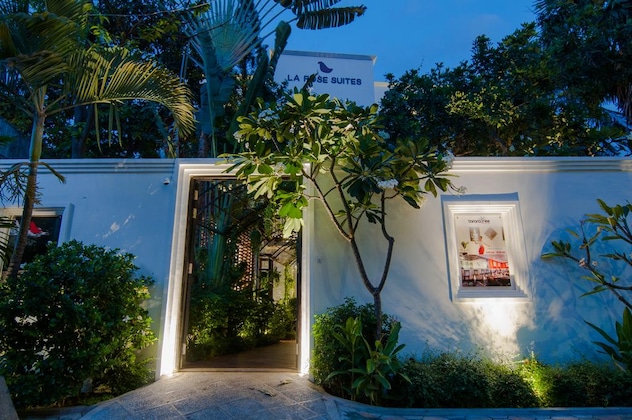 Gallery - La Rose Suites