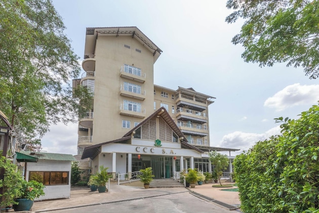Gallery - Cambodian Country Club