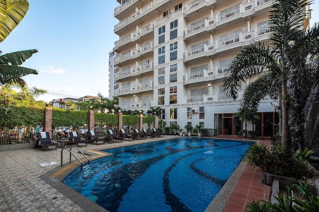 Gallery - Aristocrat Residence & Hotel