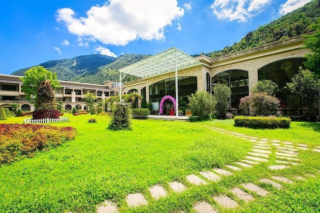 Gallery - Tai Yi Red Maple Resort
