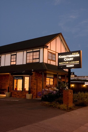 Gallery - Knightsbridge Court Motor Lodge