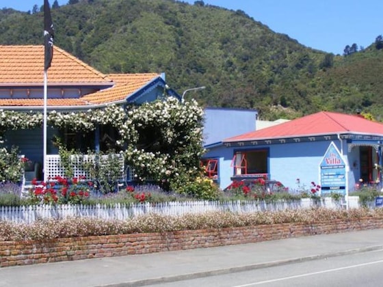 Gallery - The Villa Backpackers Lodge