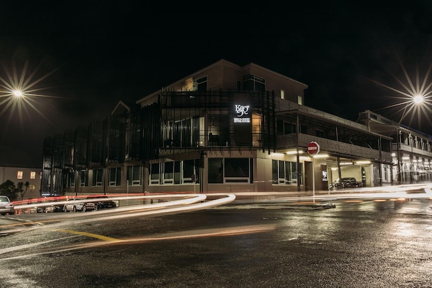 Gallery - King And Queen Hotel Suites