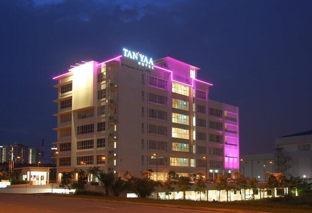 Gallery - Tan'Yaa Hotel by Ri-Yaz