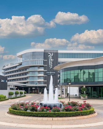 Gallery - Radisson Hotel And Convention Centre Or Tambo Airport