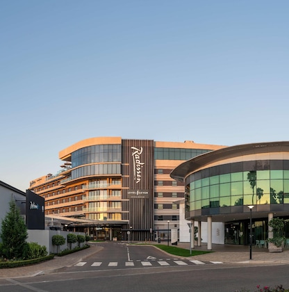 Gallery - Radisson Hotel And Convention Centre Or Tambo Airport