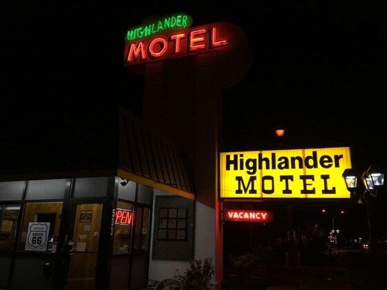 Gallery - Highlander Motel