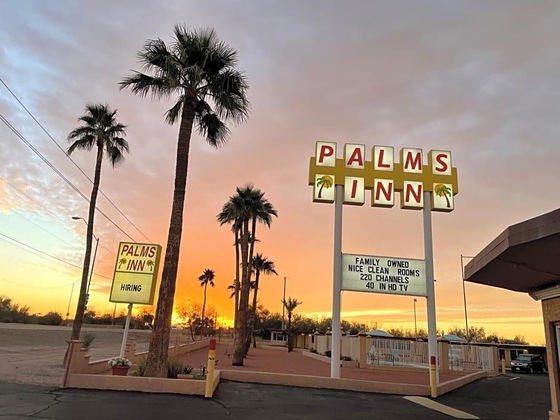 Gallery - Palms Inn