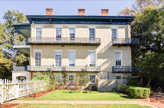 Gallery - Duff Green Mansion