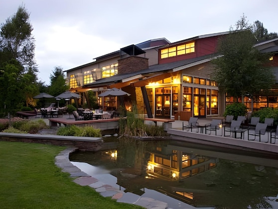 Gallery - Cedarbrook Lodge