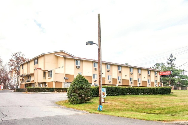 Gallery - Econo Lodge New Paltz