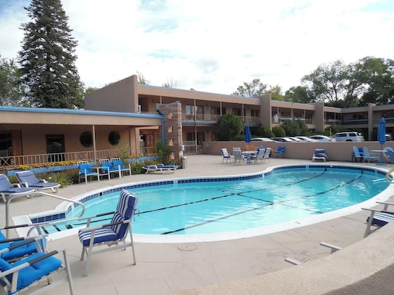 Gallery - El Sendero Inn, Ascend Hotel Collection