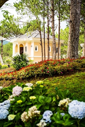 Gallery - Dalat Edensee Lake Resort & Spa