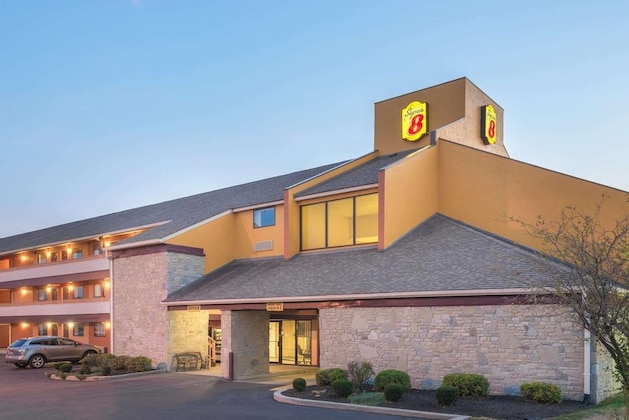 Gallery - Super 8 by Wyndham Vandalia Dayton International Airport