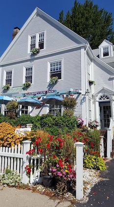 Gallery - Harborview Inn
