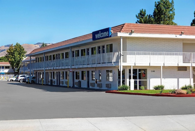 Gallery - Super 8 By Wyndham San Jose