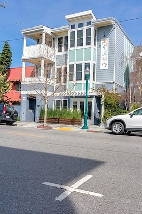 Gallery - Pacific Blue Inn