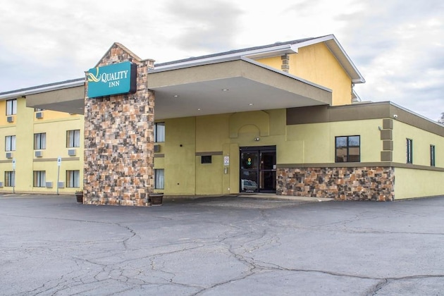 Gallery - Quality Inn Hall Of Fame