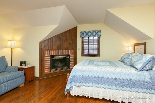 Gallery - Baladerry Inn Lp