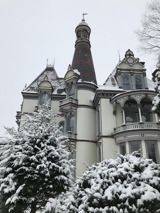 Gallery - Batcheller Mansion Inn