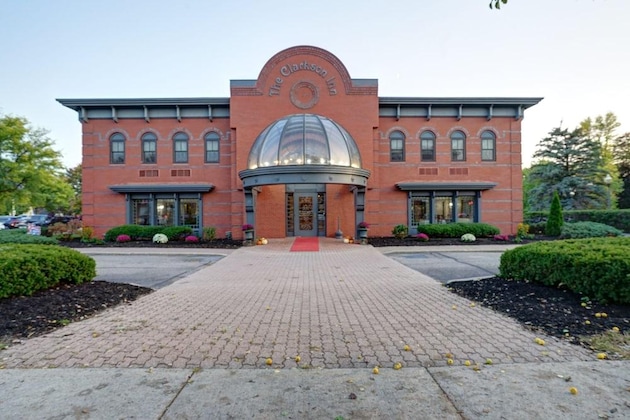 Gallery - Best Western Potsdam University Park Inn