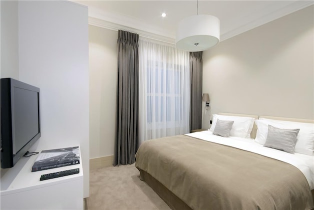 Gallery - Claverley Court