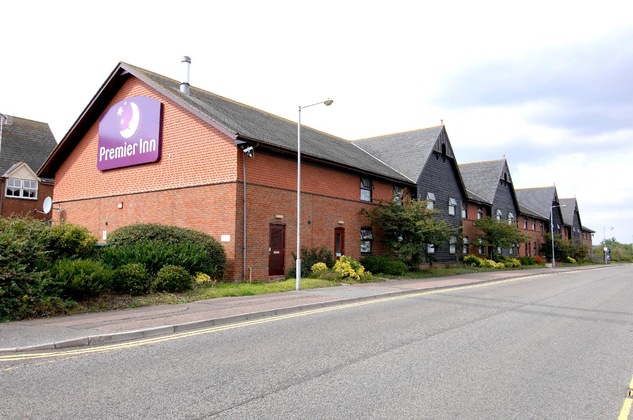 Gallery - Premier Inn Poole Centre (Holes Bay)