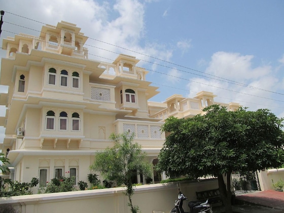 Gallery - Akshay Niwas Boutique Hotel By Amantra