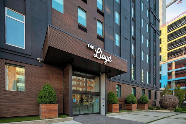 Gallery - The Lloyd Stamford, Tapestry Collection By Hilton